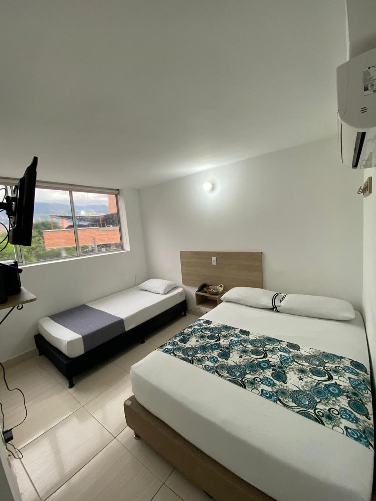 Suites Laureles Меделин Екстериор снимка