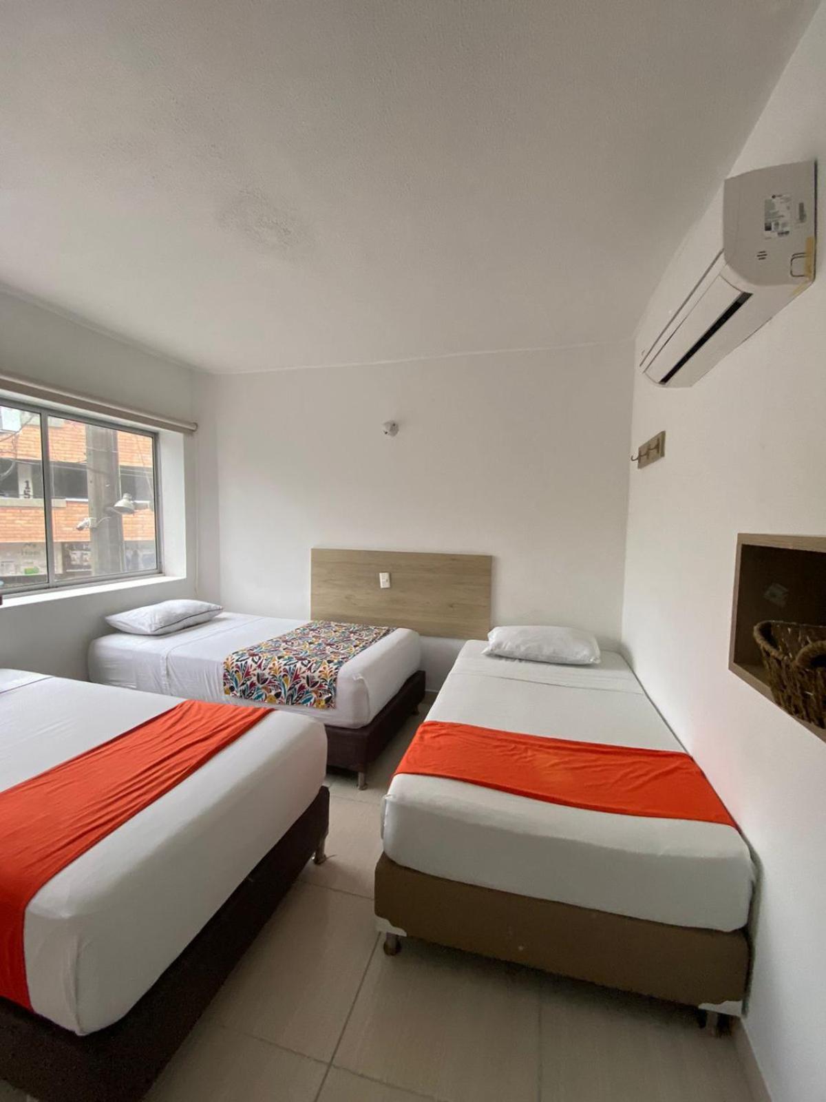 Suites Laureles Меделин Екстериор снимка