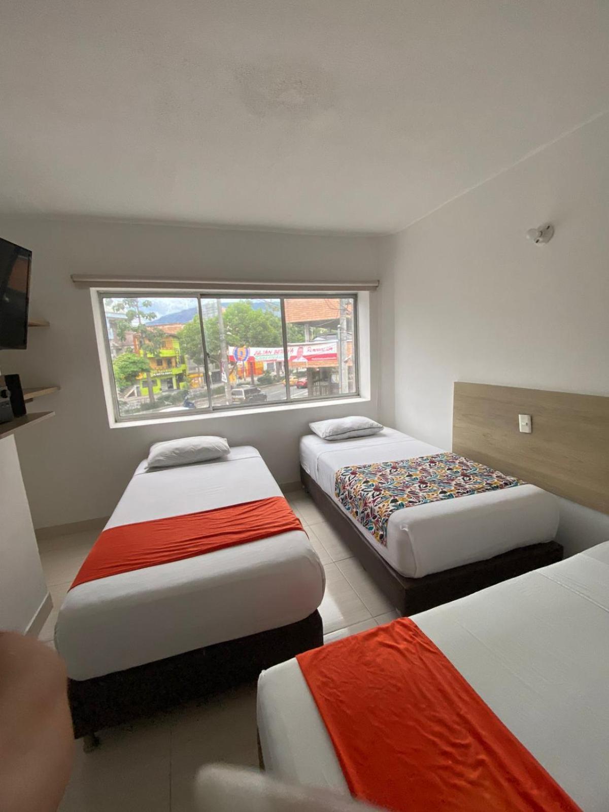 Suites Laureles Меделин Екстериор снимка
