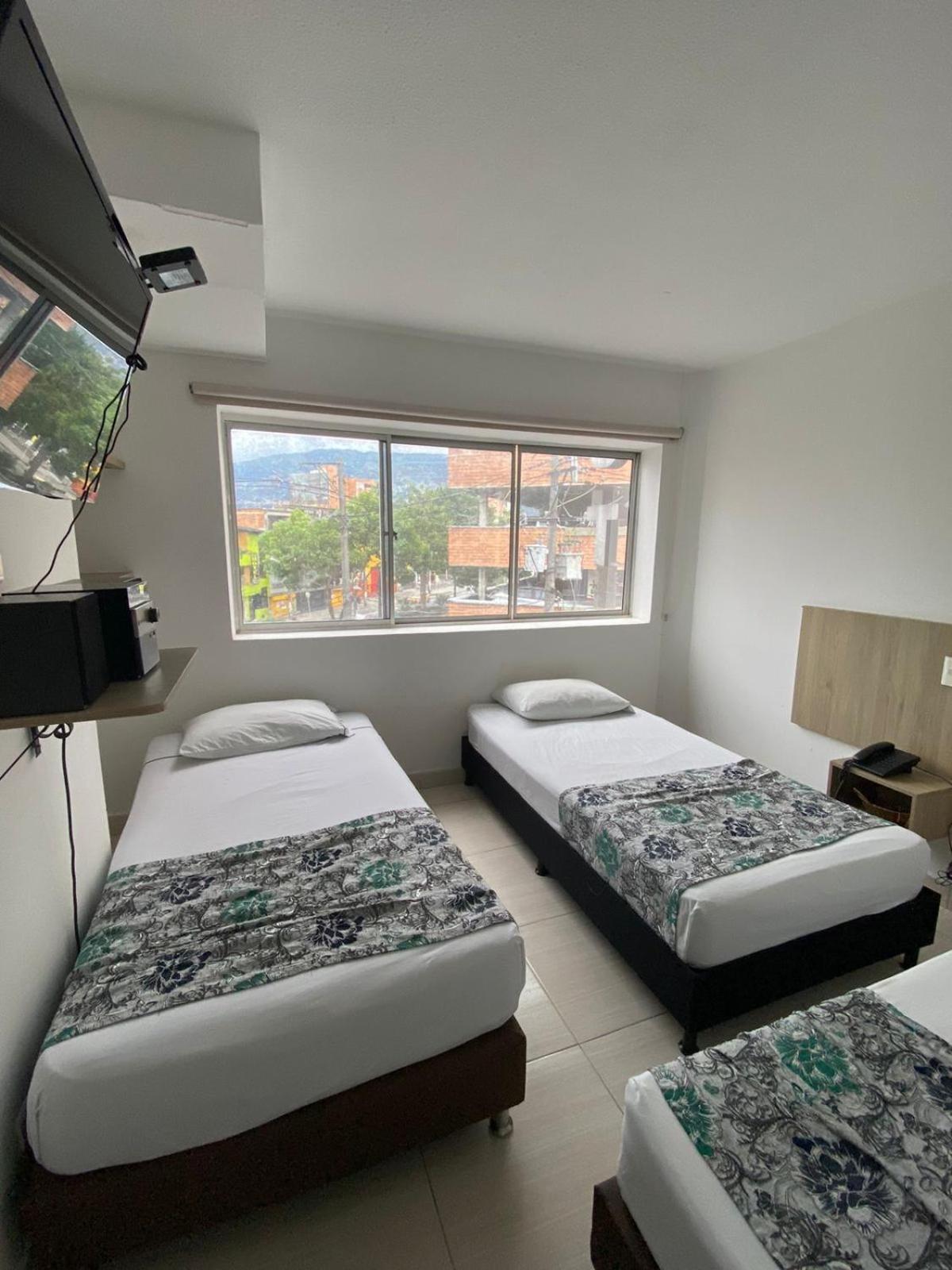 Suites Laureles Меделин Екстериор снимка